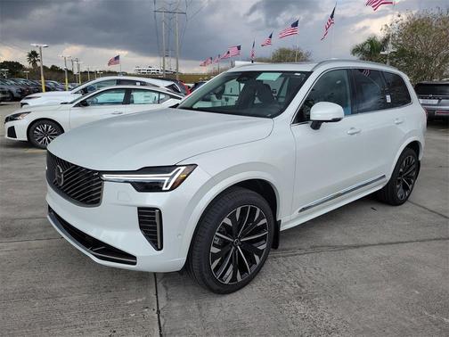 2026 Volvo XC90 B6 Plus 7-Seater