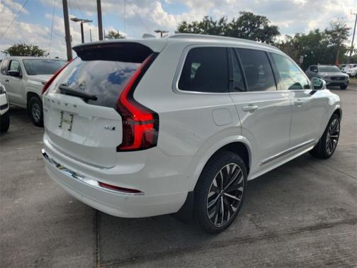 2026 Volvo XC90 B6 Plus 7-Seater