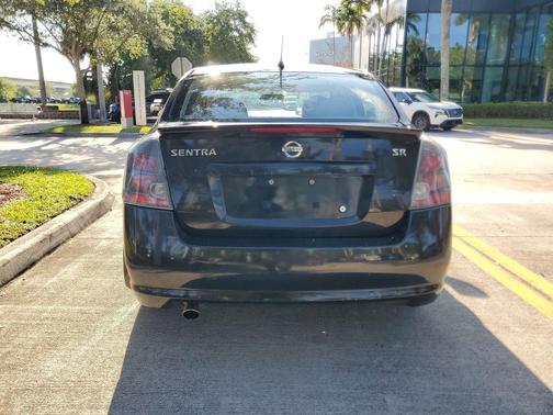 Super Black 2010 Nissan Sentra 2.0 SR