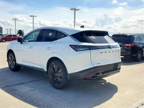2026 Nissan Murano SV