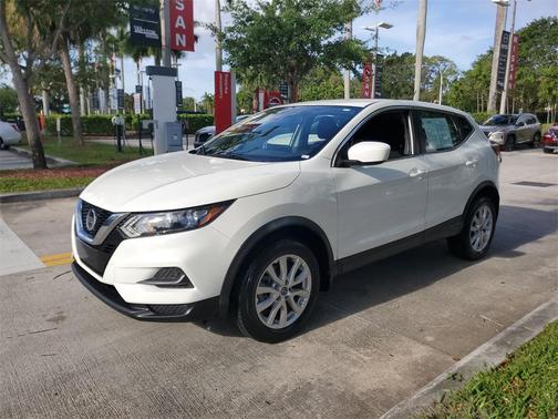 2020 Nissan Rogue Sport S