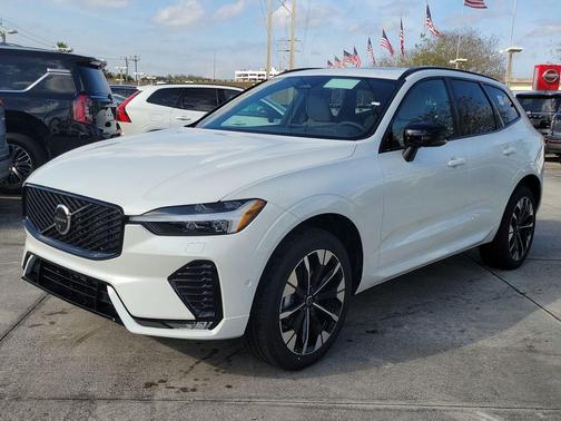 Crystal White 2026 Volvo XC60 B5 Plus