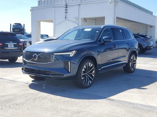 2026 Volvo XC90 B6 Plus 7-Seater