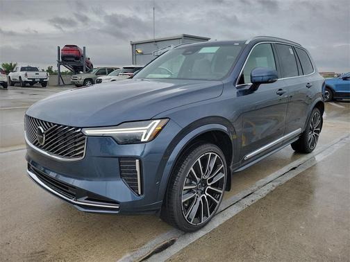 2026 Volvo XC90 B6 Plus 7-Seater