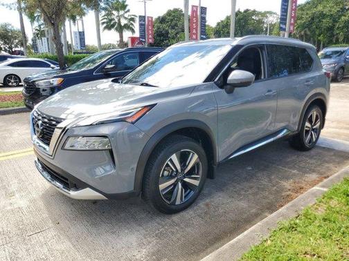 2023 Nissan Rogue Platinum