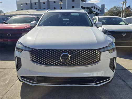 2025 Volvo XC90 B5 Plus 7-Seater