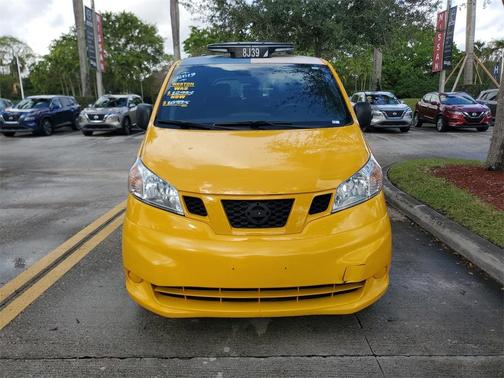 2019 Nissan NV200 Taxi