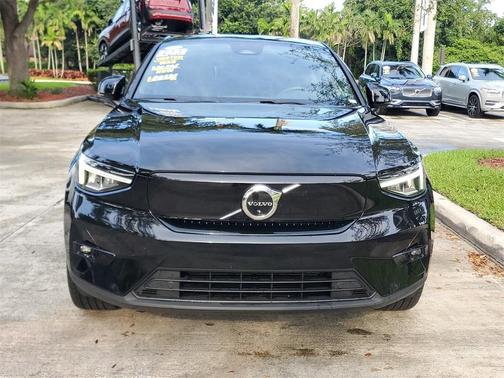 2023 Volvo C40 Recharge Pure Electric Twin Plus