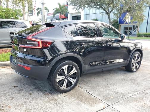 2023 Volvo C40 Recharge Pure Electric Twin Plus