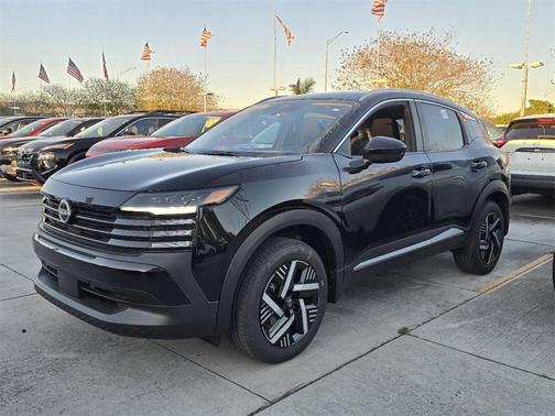 2025 Nissan Kicks SV