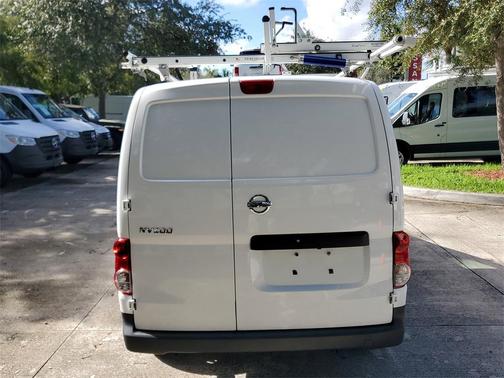2021 Nissan NV200 S