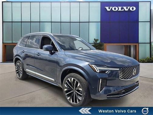 2025 Volvo XC90 B5 Ultra 6-Seater