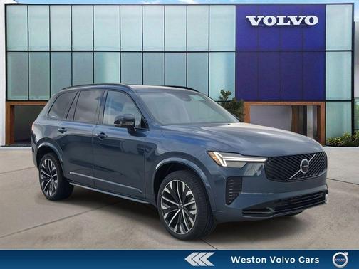 Denim Blue Metallic 2026 Volvo XC90 B6 Plus 7-Seater