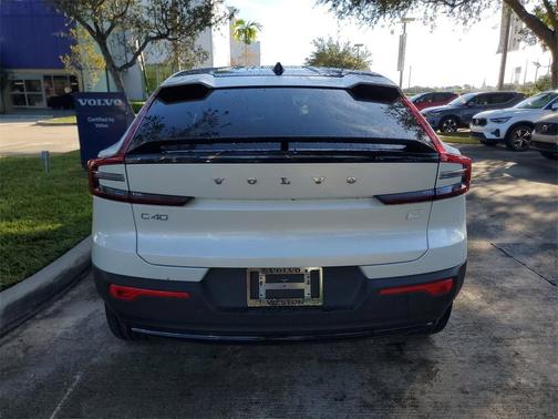 2023 Volvo C40 Recharge Pure Electric Twin Core