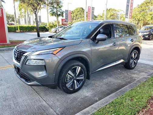 2022 Nissan Rogue SL