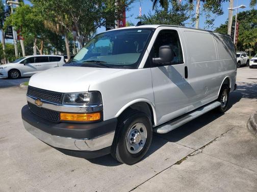 Summit White 2025 Chevrolet Express 2500 Work Van