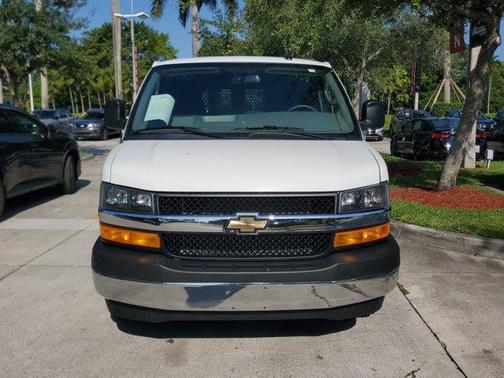 Summit White 2025 Chevrolet Express 2500 Work Van