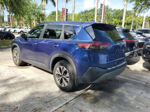 Caspian Blue 2022 Nissan Rogue SV