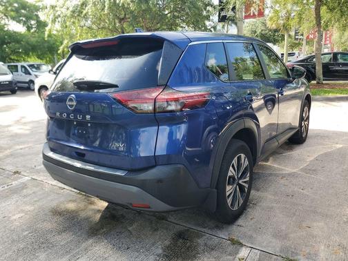 Caspian Blue 2022 Nissan Rogue SV