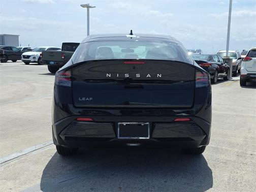 Black (P) 2026 Nissan Leaf SV+