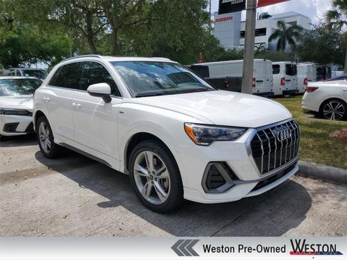 2021 Audi Q3 45 S line Premium