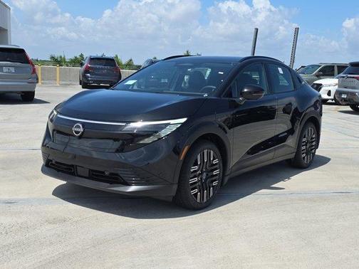 Black (P) 2026 Nissan Leaf PLATINUM+