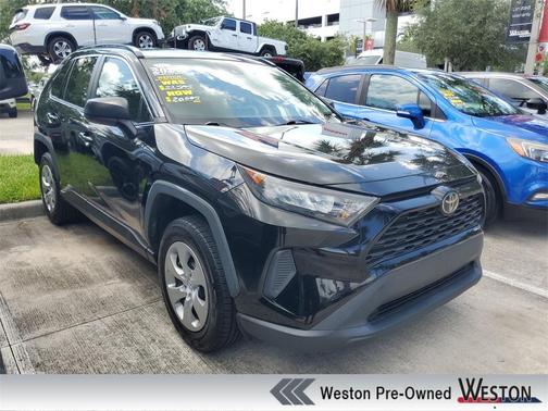 2021 Toyota RAV4 LE