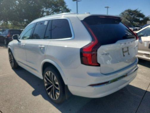 2026 Volvo XC90 B6 Ultra 7-Seater