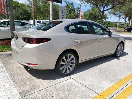 2023 Mazda Mazda3 2.5 S