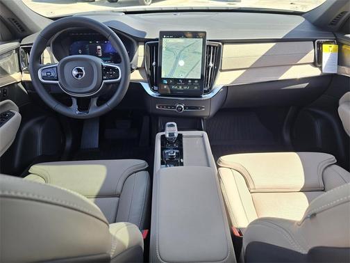 2025 Volvo XC90 Plug-In Hybrid T8 Ultra 7-Seater