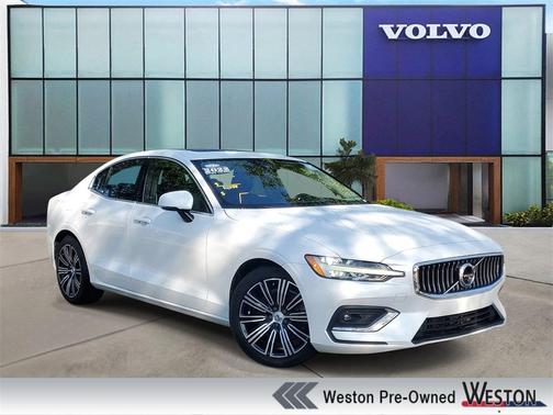2022 Volvo S60 B5 Inscription