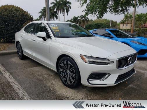 2022 Volvo S60 B5 Inscription