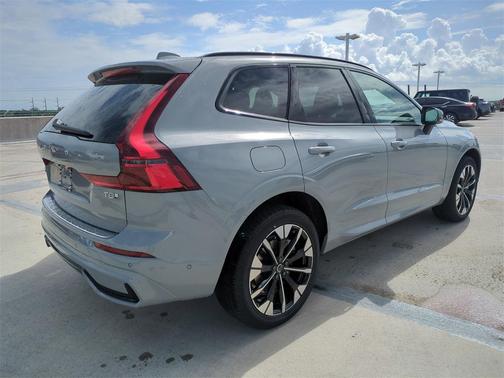2026 Volvo XC60 Plug-In Hybrid T8 Ultra