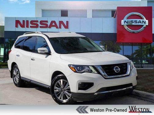 Photo 1 of 35 of 2019 Nissan Pathfinder S