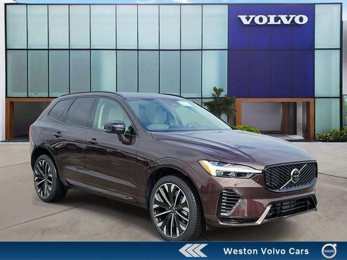 Mulberry 2026 Volvo XC60 Plug-In Hybrid T8 Ultra