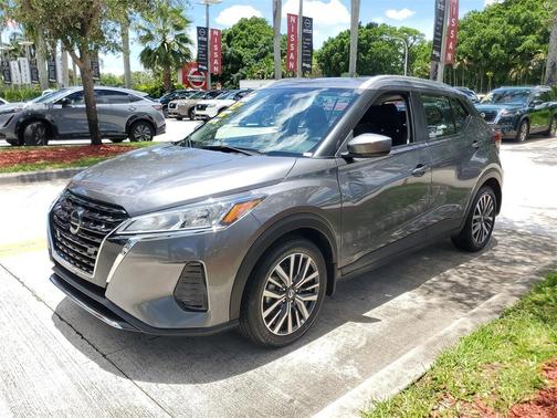 2021 Nissan Kicks SV