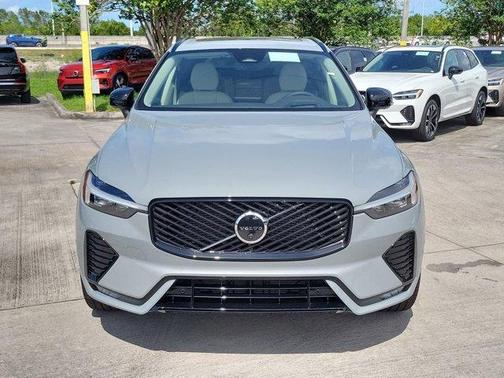 Gray Metallic 2026 Volvo XC60 B5 Ultra