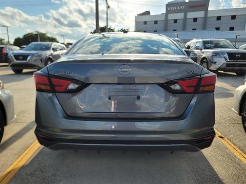 2025 Nissan Altima SV