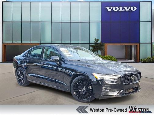 2024 Volvo S60 B5 Plus Black Edition