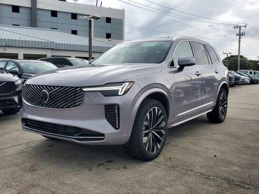 2026 Volvo XC90 B6 Plus 7-Seater