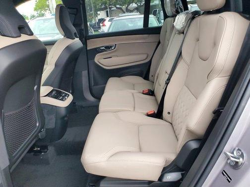 2026 Volvo XC90 B6 Plus 7-Seater
