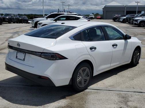 Fresh Powder 2026 Nissan Sentra S