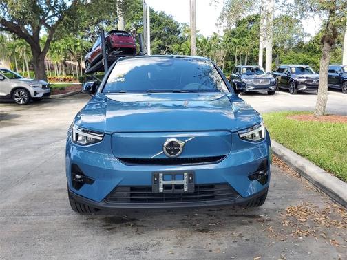 2023 Volvo C40 Recharge Pure Electric Twin Plus