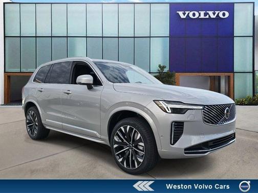 2025 Volvo XC90 B5 Plus 7-Seater