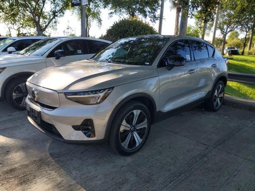 Silver 2023 Volvo C40 Recharge Pure Electric Twin Plus