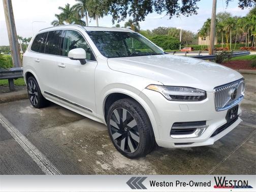 2024 Volvo XC90 Recharge Plug-In Hybrid T8 Plus Bright Theme 7 Passenger