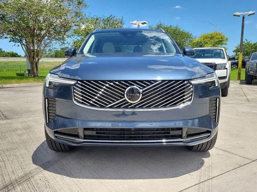 Denim Blue Metallic 2026 Volvo XC90 B6 Ultra 7-Seater