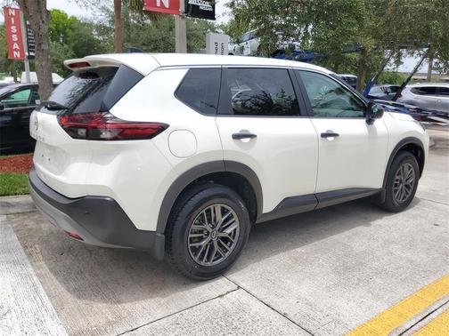 2023 Nissan Rogue S