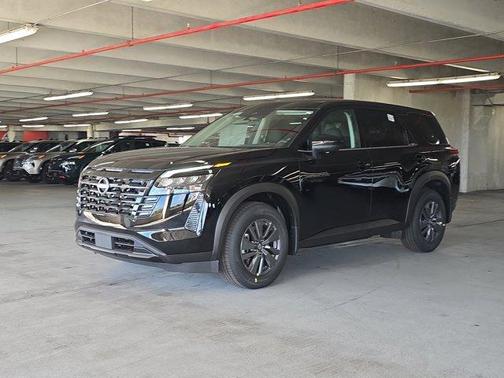 2026 Nissan Pathfinder S