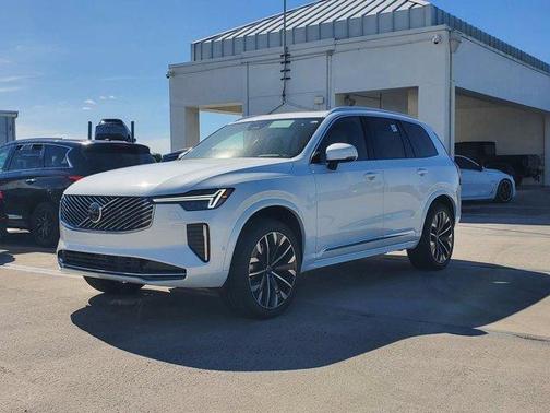 2026 Volvo XC90 B6 Plus 6-Seater